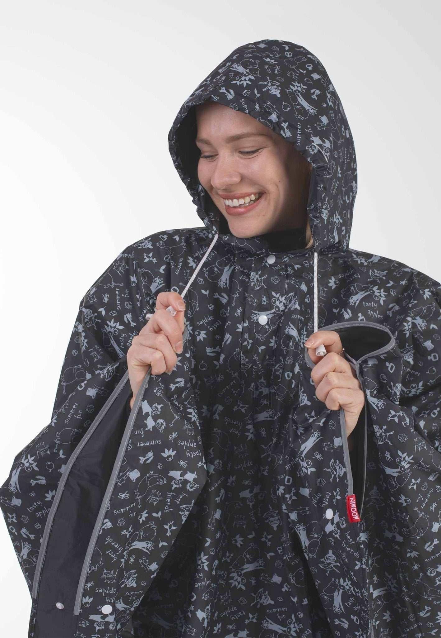 Mumitroldene regnslag Sort M - Dsignhouse