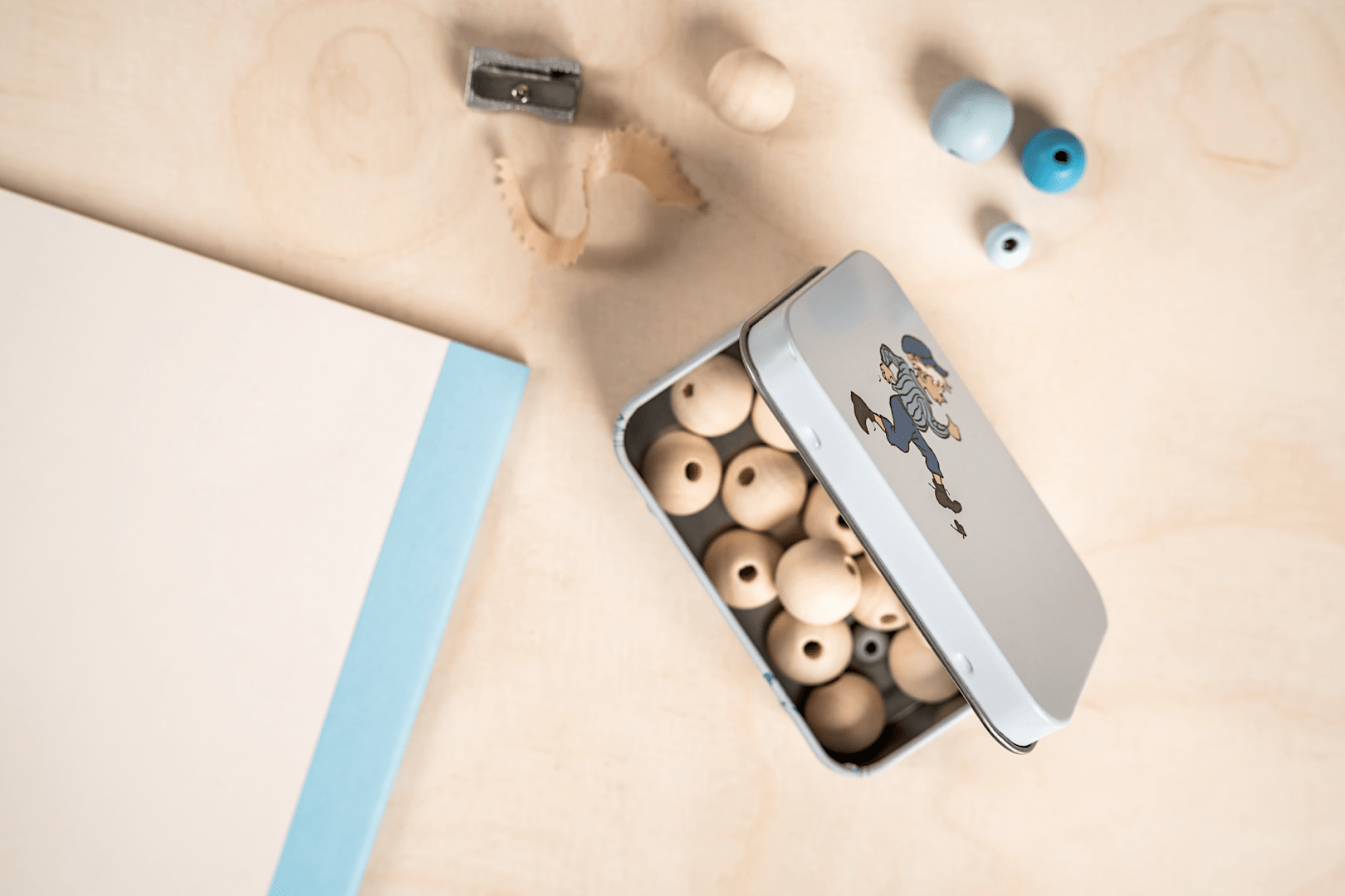 Emil fra Lønneberg tindåse 10 x 6,5 x 3 cm - Blå - Dsignhouse