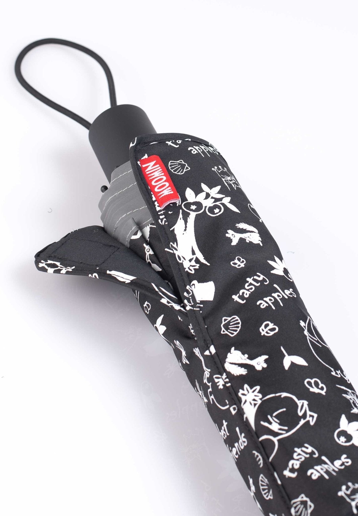 Mumitroldene paraply, RPET Sort - Dsignhouse