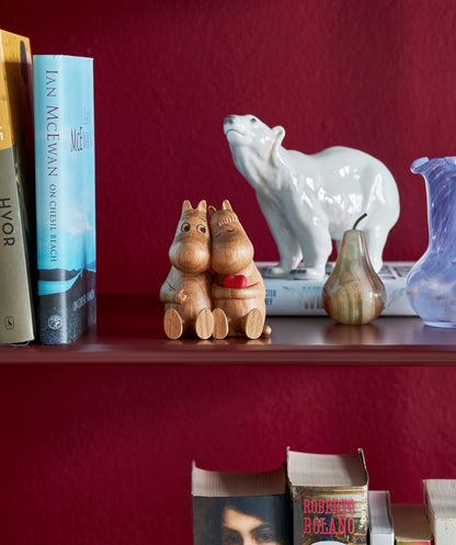 Mumitroldene træfigur egetræ/red heart HUG - Dsignhouse