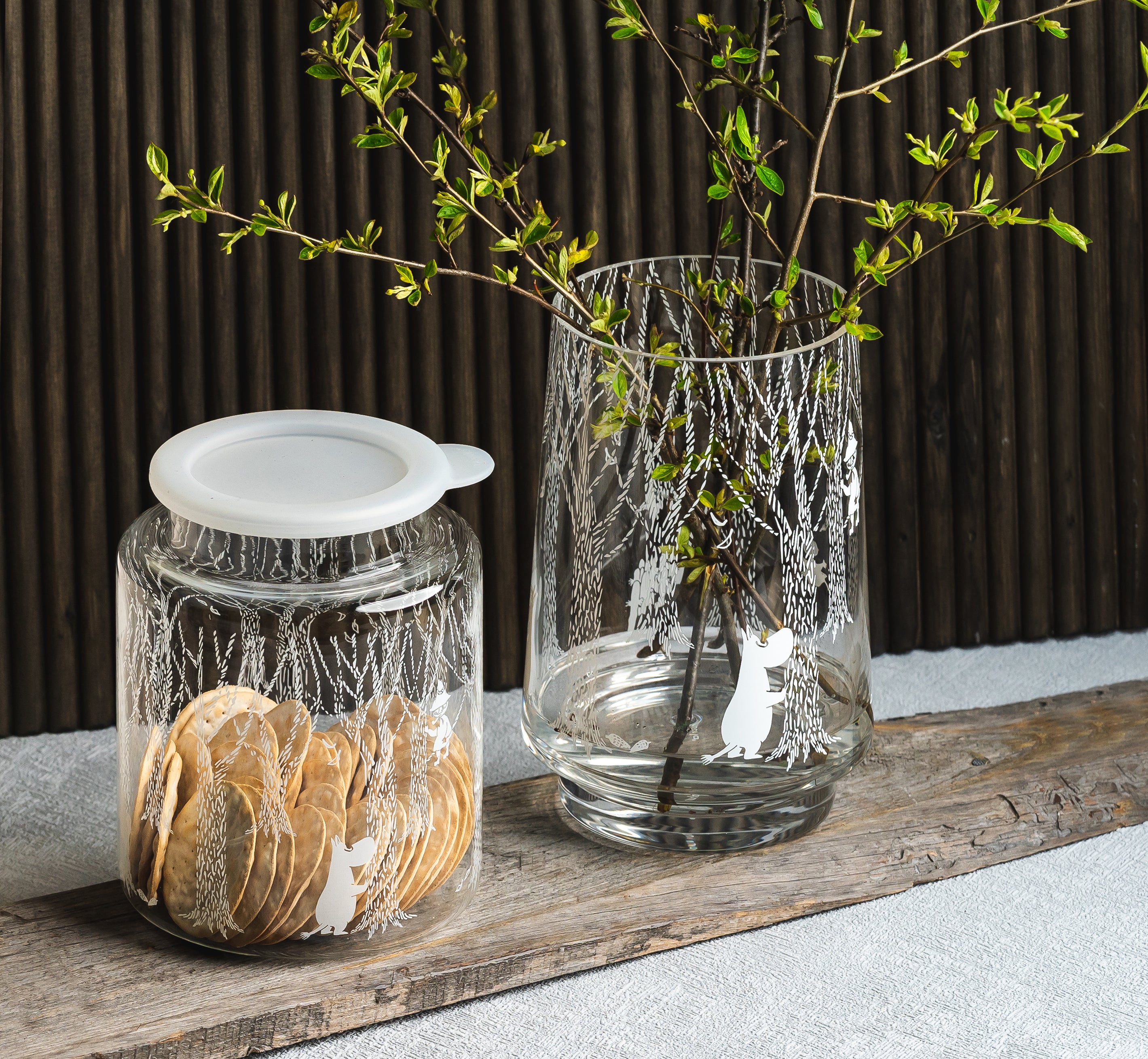 Moomin vase 20 cm In the Woods