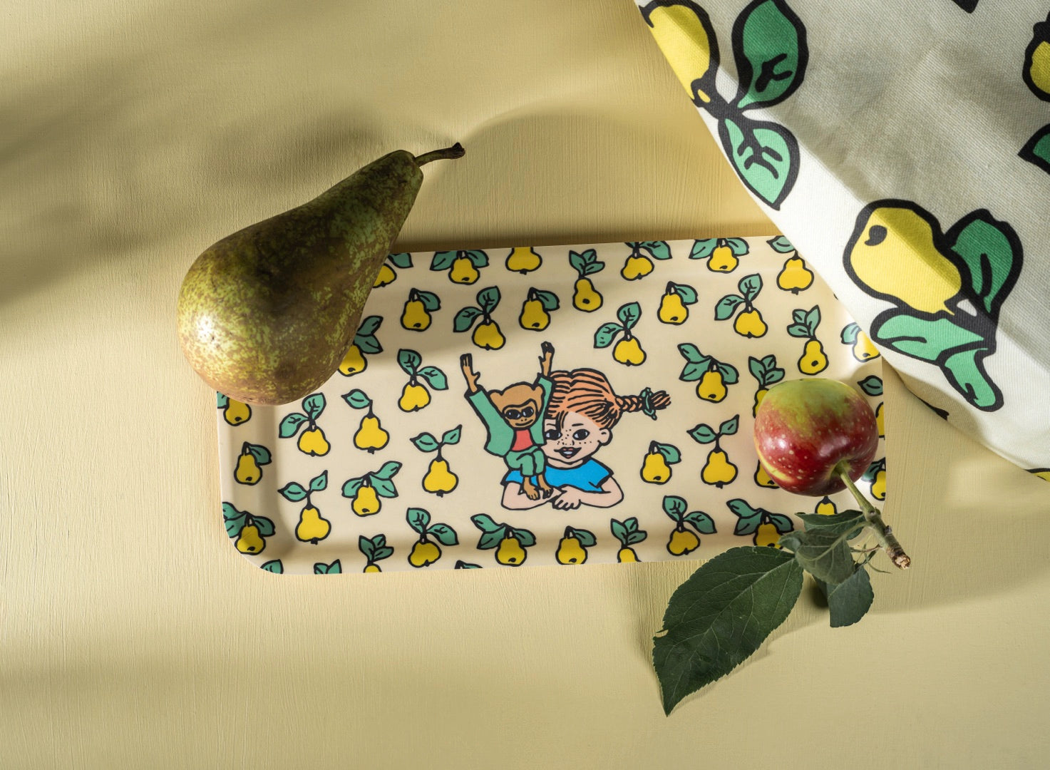 Pippi Langstrømpe bakke Frugter 27x13cm