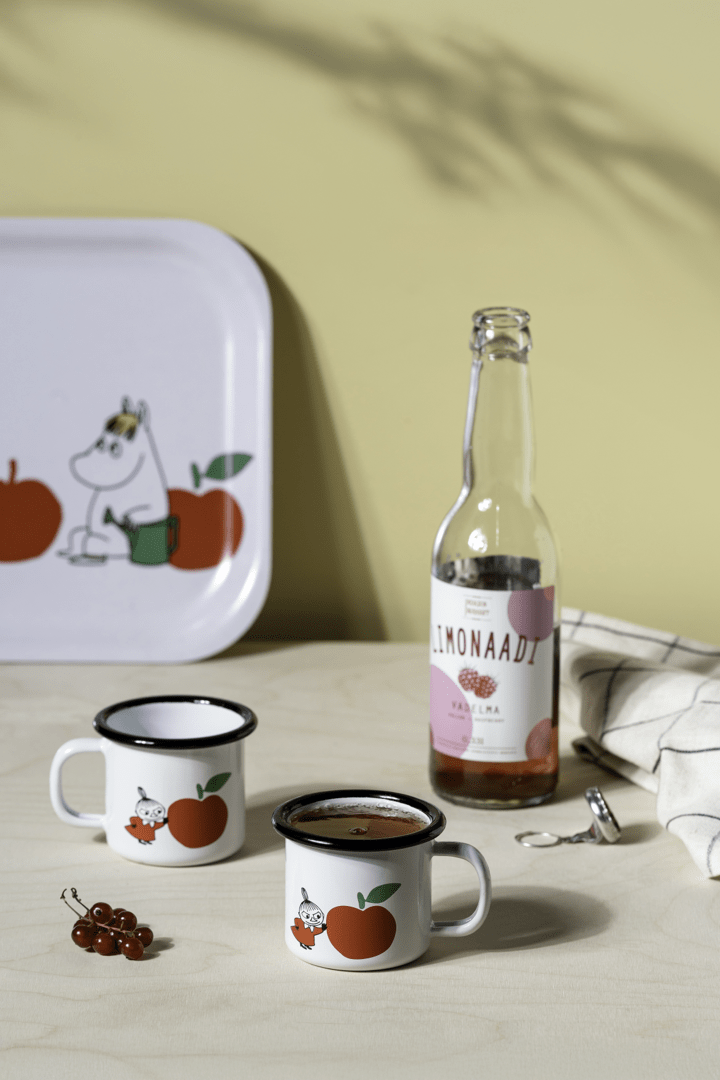 Mumitroldene emaljekrus Joyful Apples 1,5dl - Dsignhouse