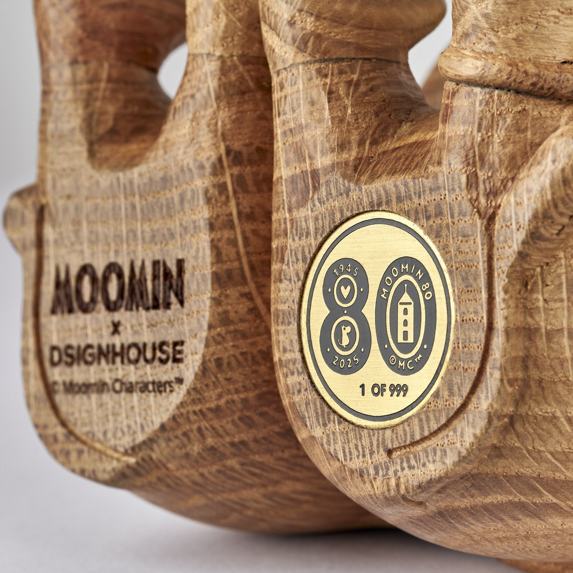 Mumitroldene træfigur egetræ Kram, 80 års jubilæum edition - Dsignhouse